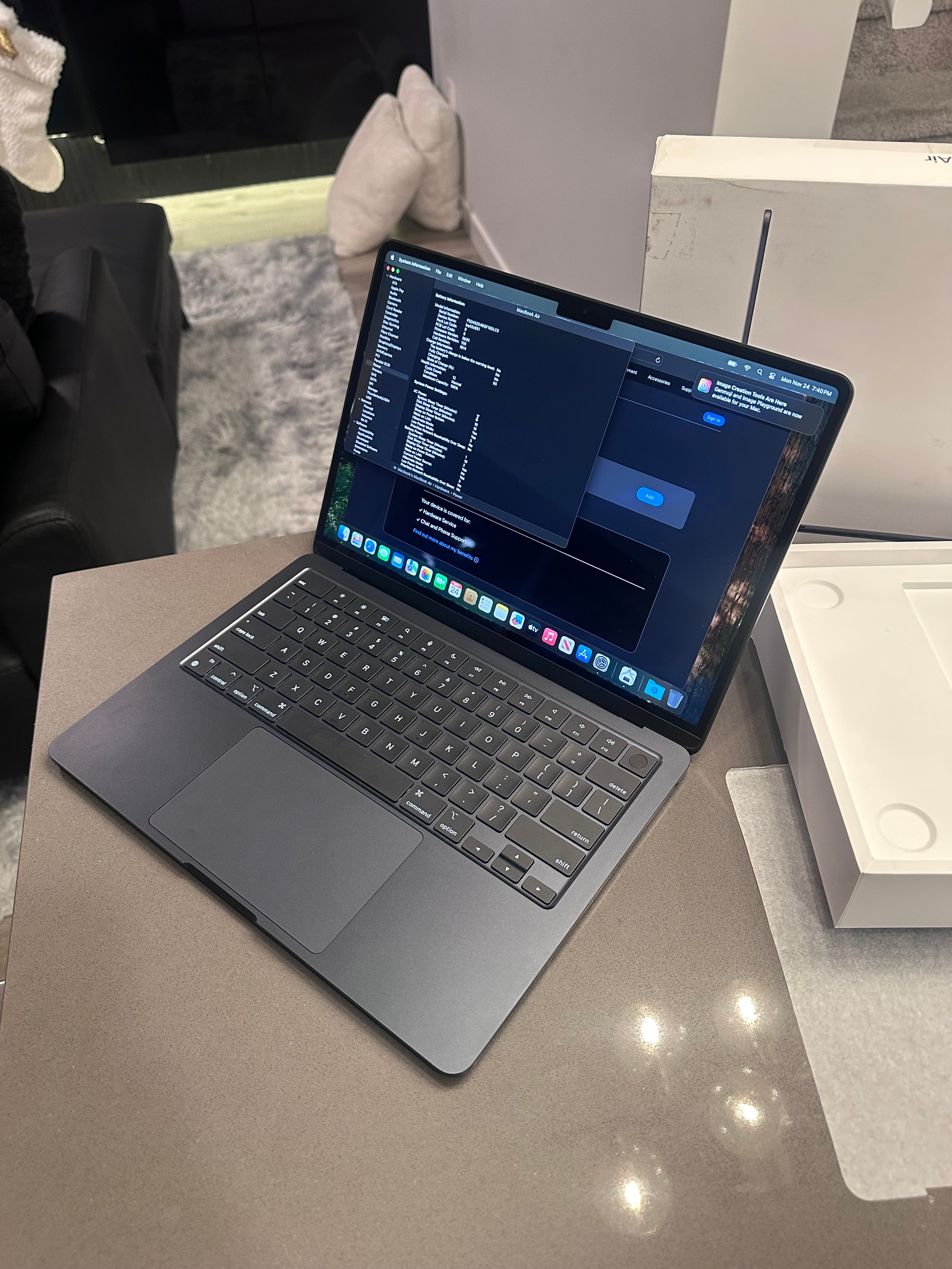 2024 Apple Macbook Air 13.6"/ M3/100% Battery/12 Cycle!/WARRANTY Nov 4, 2026