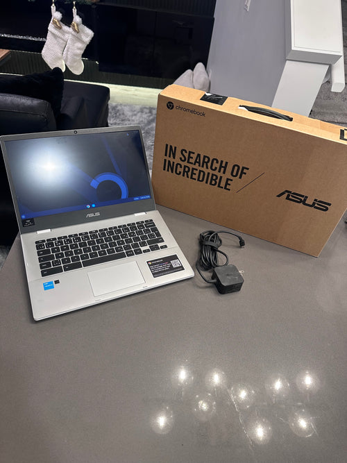 Asus Chromebook, 14" FHD NanoEdge Display, Intel QUAD Core