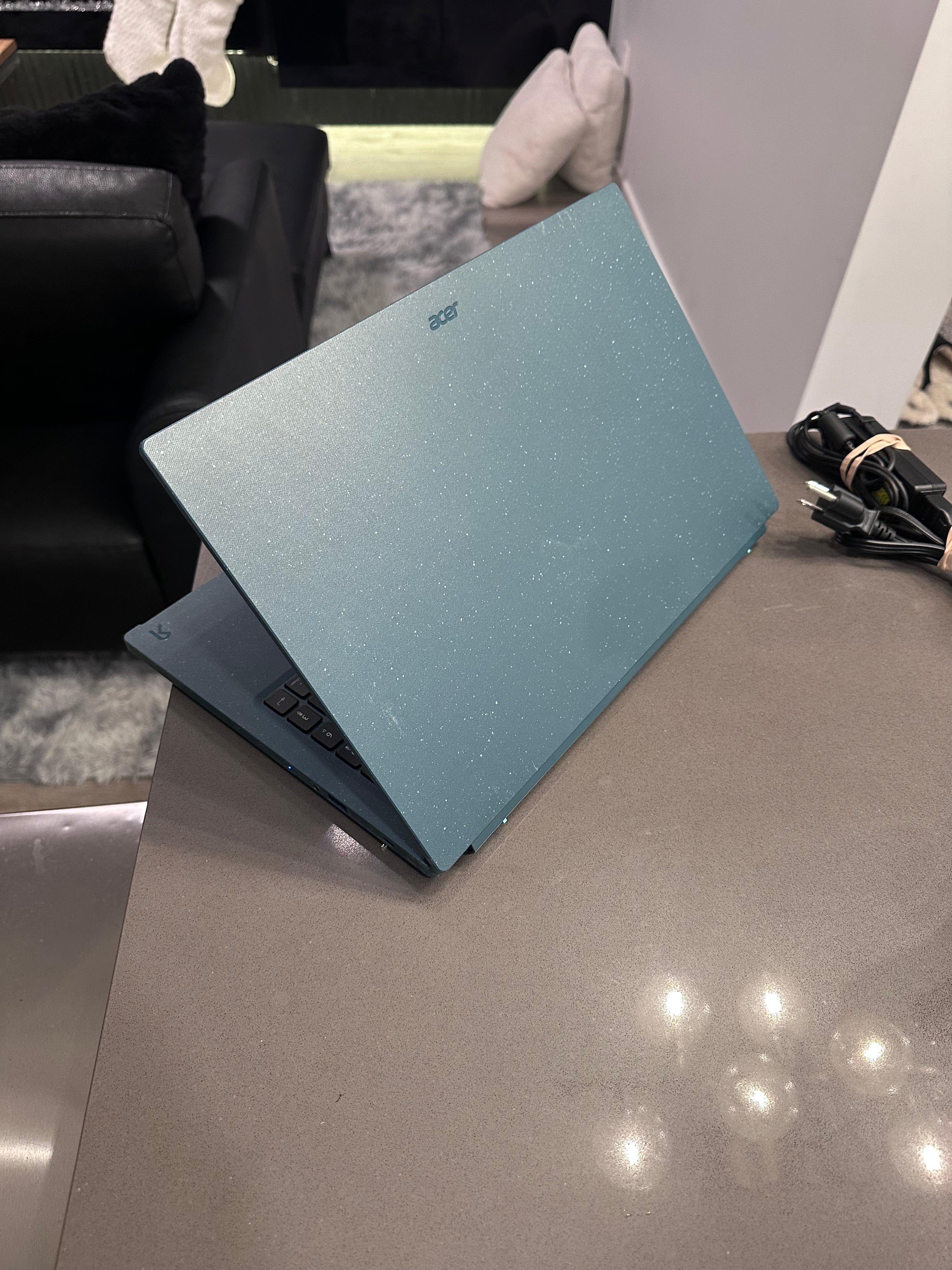 Acer Vero 15.6" Laptop/ 10 CORE i5 13th Gen/ 16 GB/1 TB SSD/Win 11