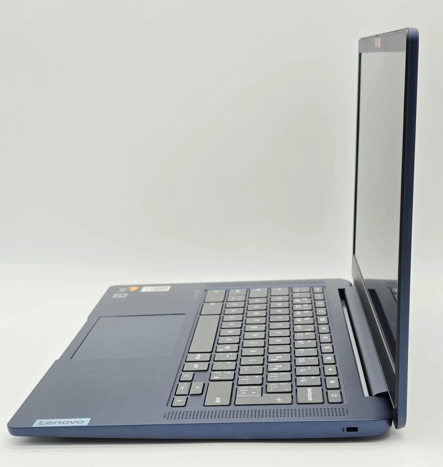 Lenovo IdeaPad Slim 3 14" Chromebook | 4GB RAM | 128GB