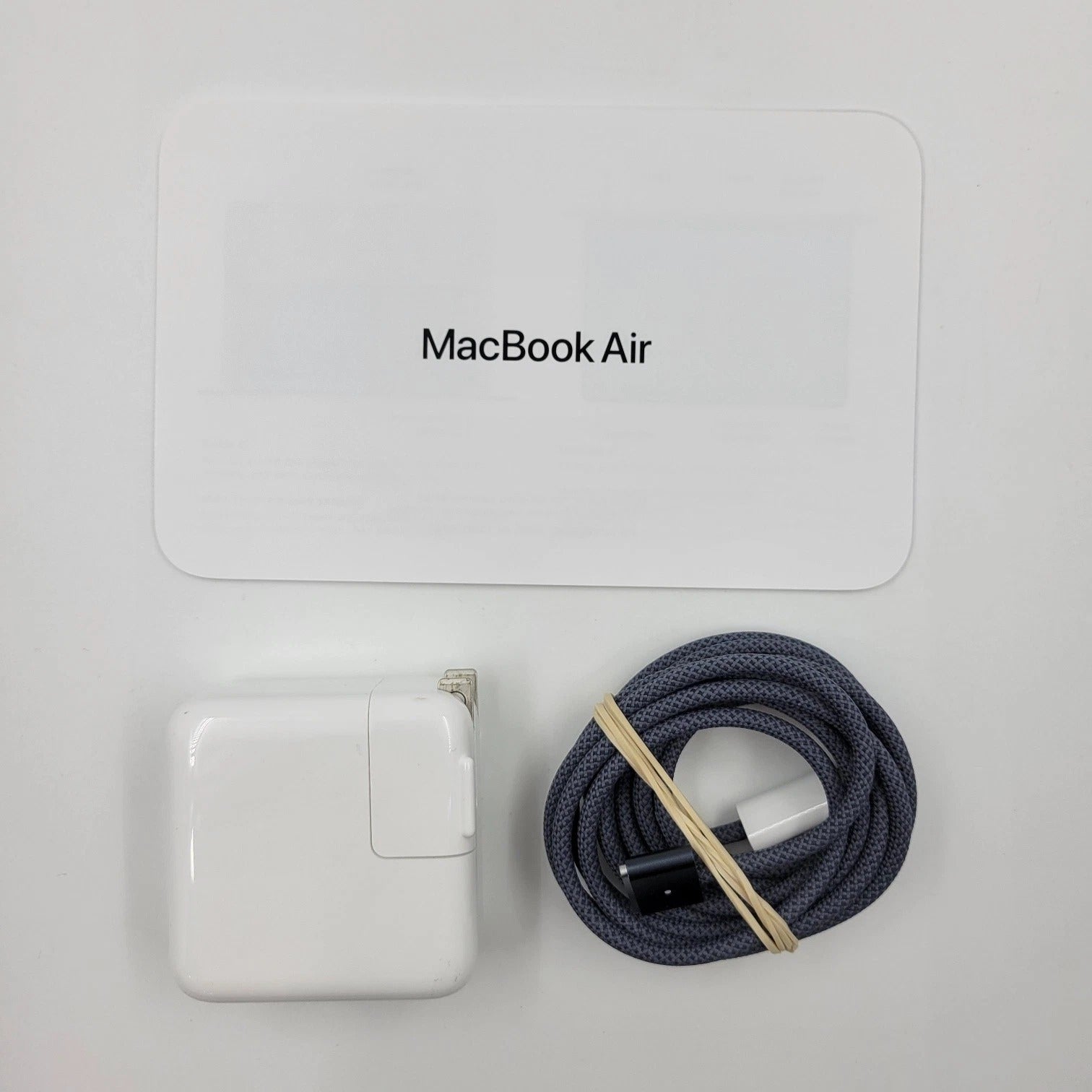 2024 Apple MacBook Air 15" Midnight | M3 - 16GB/256GB | 100% Battery