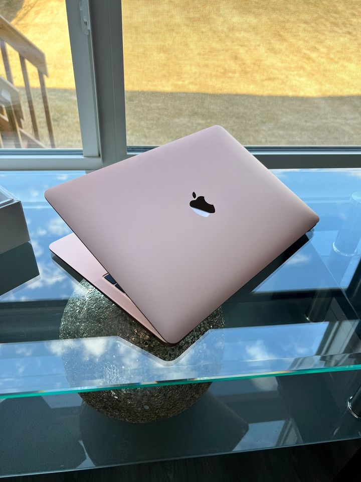 2019 Apple Macbook Retina 13