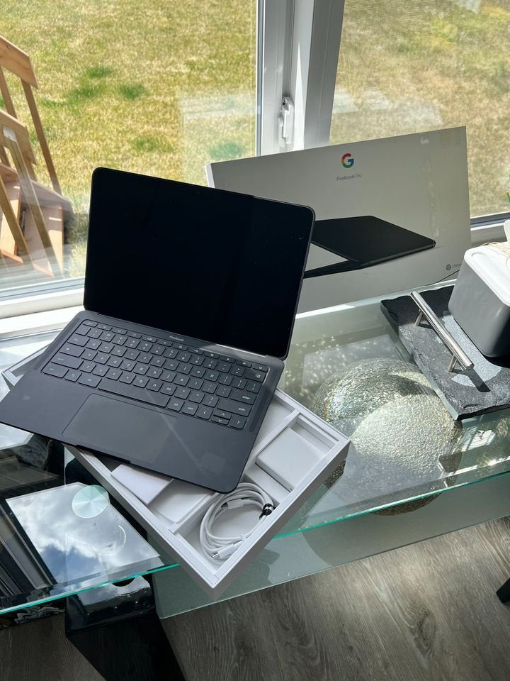 Google GA00519-US Pixelbook Go 13.3" Chromebook - Just Black - Core m3 - 8GB RAM - thelaptopshop.ca