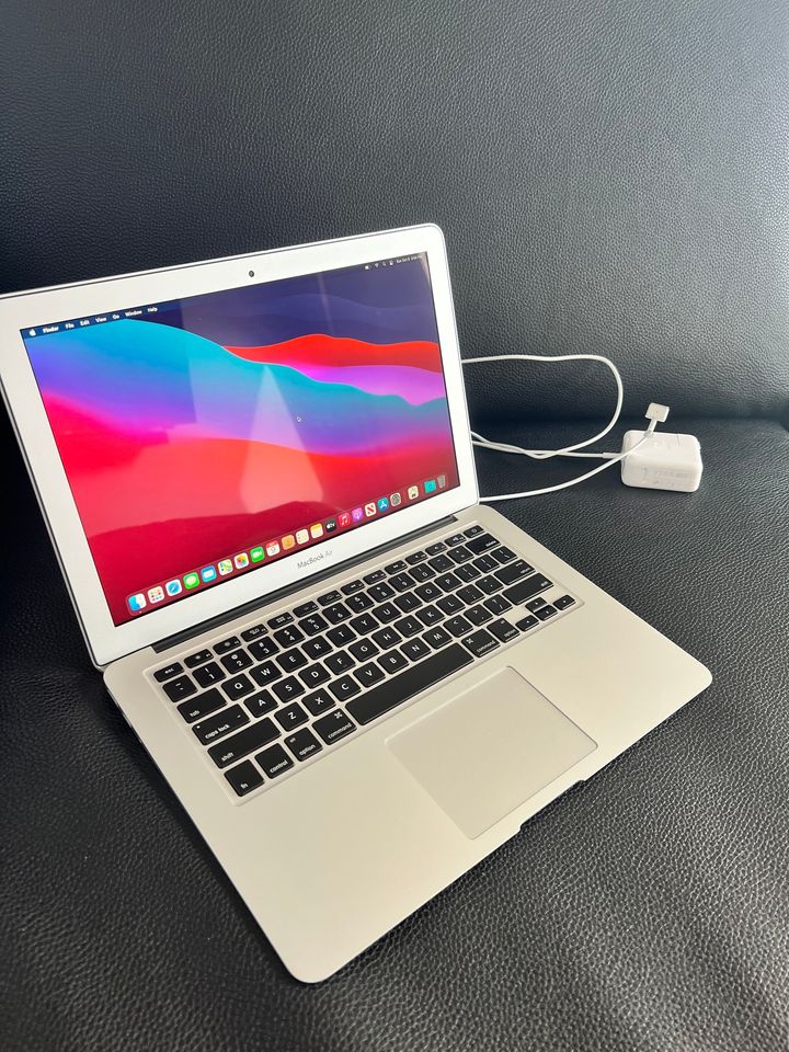 2013 Apple Macbook Air - 13.3"- Core i5 - 256GB SSD- Big Sur - thelaptopshop.ca
