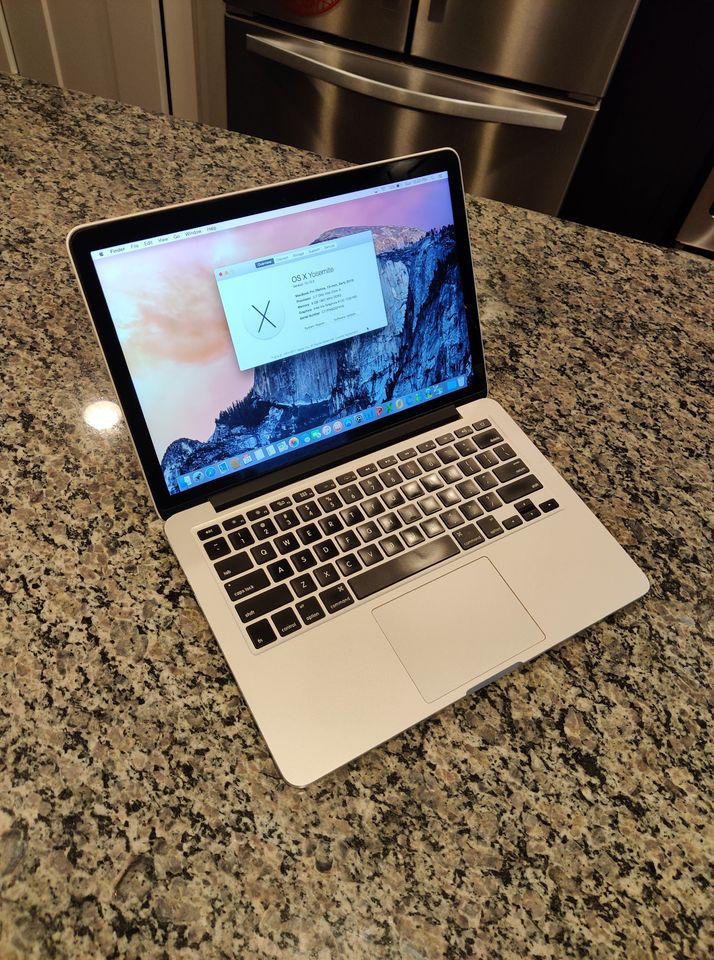 Apple Macbook Pro 13" Retina 2015 - Intel Core i5 2.7 Ghz- 8GB Ram- SSD - thelaptopshop.ca