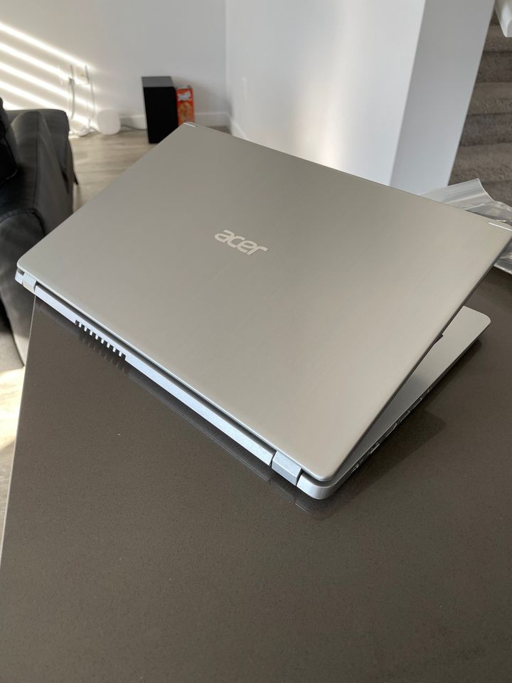 Late 2020/Acer Aspire 5 15.6" Aluminum -Ryzen 3/SSD/Radeon VEGA 3 - thelaptopshop.ca